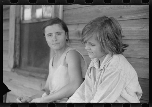 Elizabeth and Ida Tengle, Hale County, Alabama