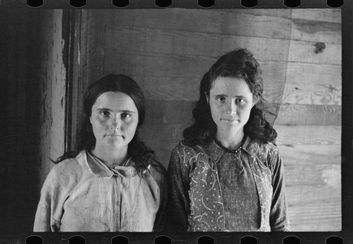 Elizabeth and Dora Mae Tengle, Hale County, Alabama
