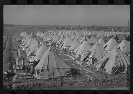 Untitled photo, possibly related to: Flood refugee encampment at Forrest City, Arkansas