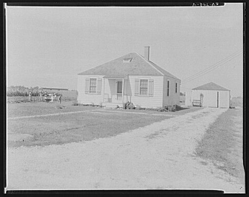 House and garage at Beauxart Gardens, Stillwater, Oklahoma