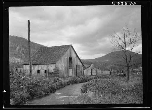 Barn on the banks of the Hughes River. Shenandoah National Park, Virginia