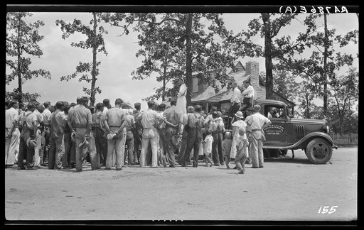 Mrs. Roosevelt addressing group at Cumberland Homesteads. Crossville, Tennessee