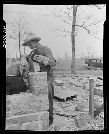 Construction on a Cumberland homestead. Crossville, Tennessee