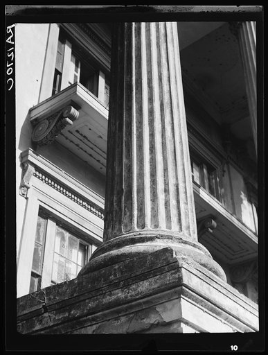 Belle Grove Plantation, Louisiana, 1858. Closeup of column
