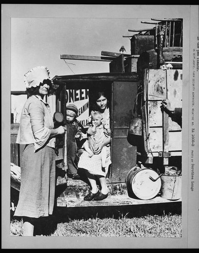 Drought refugees from Oklahoma looking for work in the pea fields of California. Near San Jose Mission