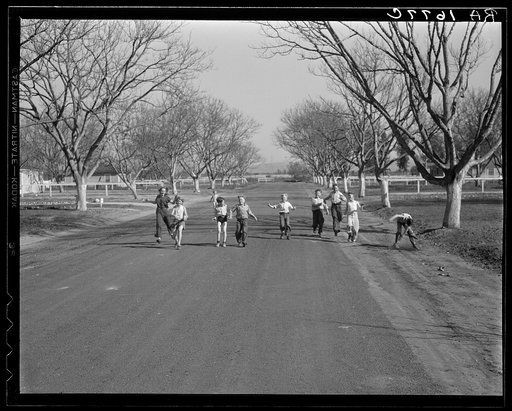 Childern at the El Monte subsistence homesteads, California