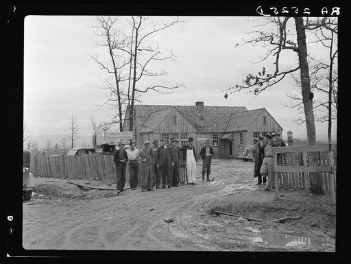 Trading post at Cumberland Homesteads. Crossville, Tennessee
