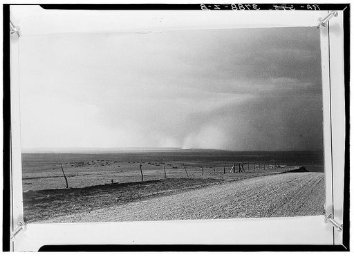 Dust storm near Mills, New Mexico
