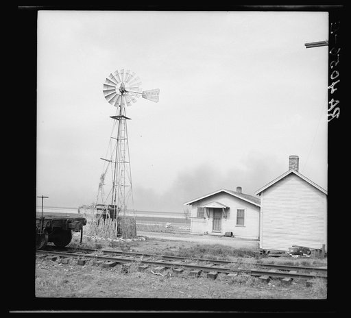Approaching dust storm. Randall County, Texas