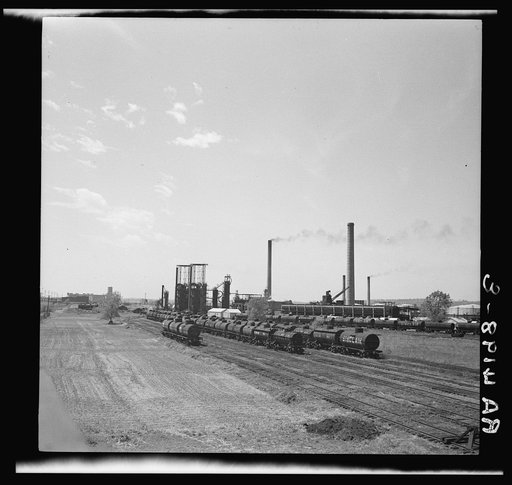 Oil refinery. Kansas City, Kansas