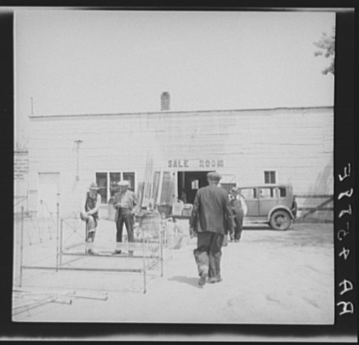 Auction sale. Kearney, Nebraska