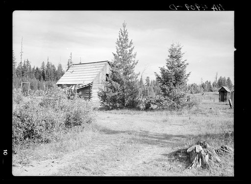 Schoolhouse on project near Newport, Washington. Abandoned in interest of consolidation