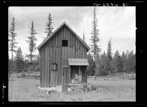 Abandoned house on submarginal farm. Newport, Washington