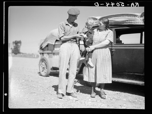 Drought refugees from North Dakota leaving for Idaho. Montana