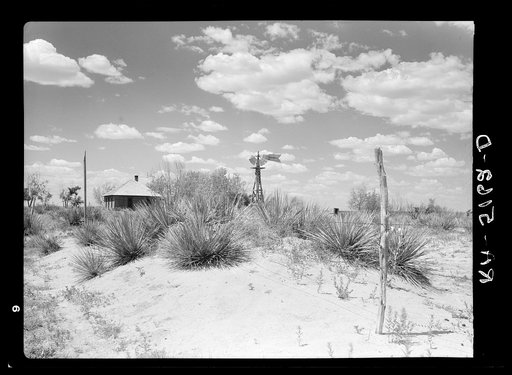 Abandoned farm near Dalhart, Texas