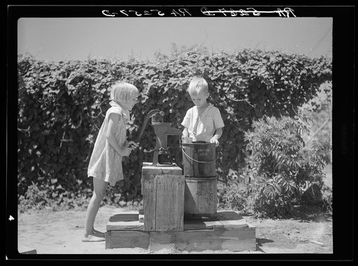 Children of Wichita Gardens, Texas