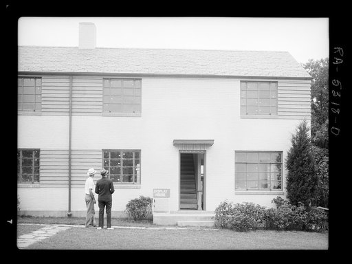 Display house at Greenbelt, Maryland