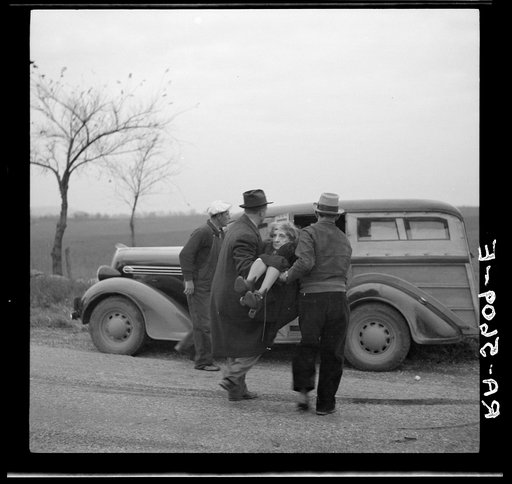 An automobile accident on the U.S. 40 between Hagerstown and Cumberland, Maryland