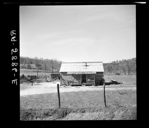 Type of house which is being replaced by new well-built farmsteads of Palmerdale, Alabama