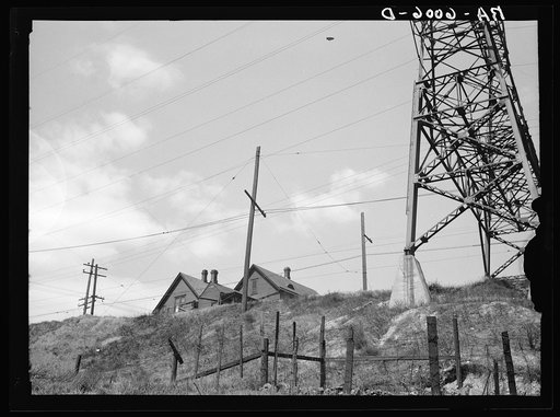 Housing alongisde electric railroad. Milwaukee, Wisconsin