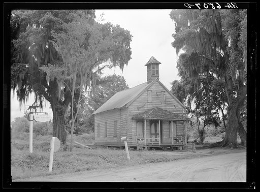 Church at crossroads on sealevel highway, south of Charleston, South Carolina