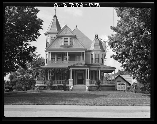 House for sale. Manchester, New Hampshire