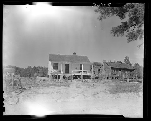 New and old farmhouse at Roanoke Farms, North Carolina