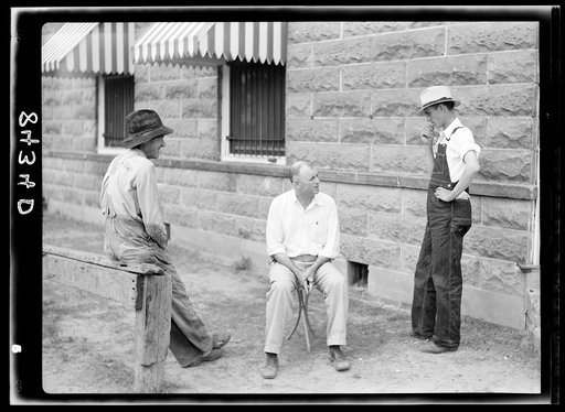 Project manager Bryan talking with farmers at Irwinville Farms, Georgia