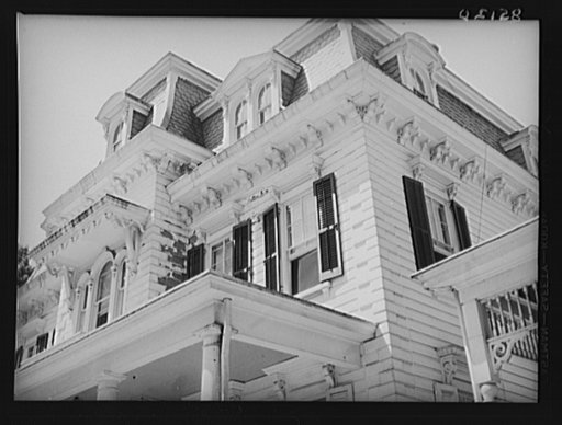 House with mansard roof. Dover, Delaware