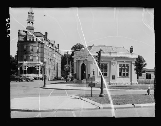 Hotel and bank. Dover, Delaware