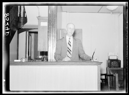 Hotel clerk. Dover, Delaware