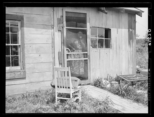 Housing typical of that afforded agricultural workers on King's Farm near Morrisville, Pennsylvania. These workers are mostly Italians who come up from Philadelphia every summer