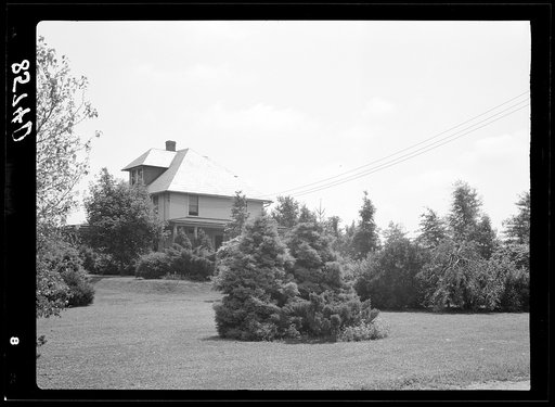 Mr. King's home. King Farms, near Morrisville, Pennsylvania