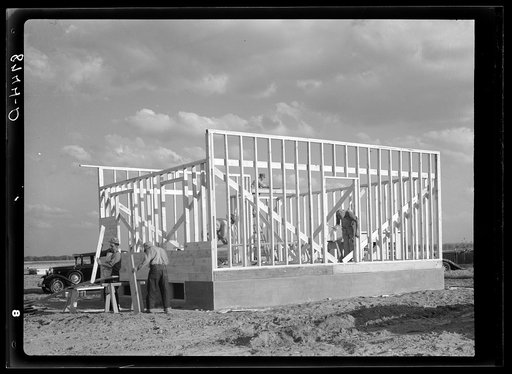 Building new house on northeast Kansas development project