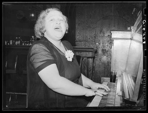 Mildred Irwin, entertainer in saloon at North Platte, Nebraska. She entertained for twenty years in Omaha before coming to North Platte