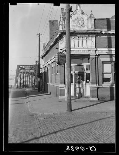 Saloon near entrance to Union Stockyards. South Omaha, Nebraska