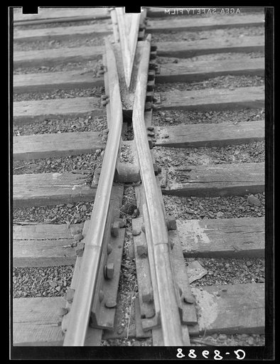 The hotchkiss frog, railroad yards. Omaha, Nebraska