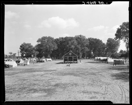 Marysville camp for migrants. Resettlement Administration. Shows utility unit and camp sites (toilets, showers, laundry). California