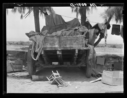 Stranded in southern California. Belongings of Oklahoma drought refugees camped alongside the road