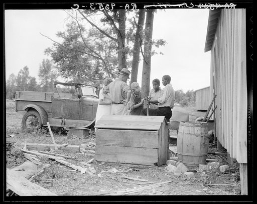 White and blacks solve problems together on the Sherwood Eddy cotton cooperative of Hill House, Mississippi