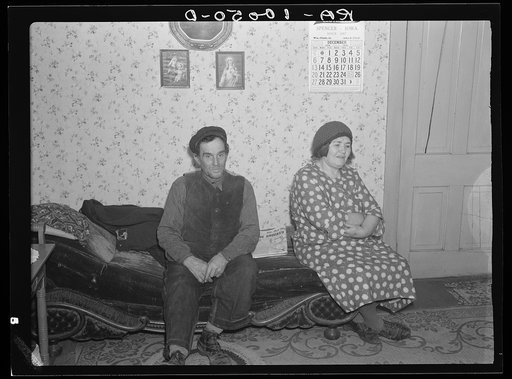 Edmond Williams and wife on fifty-seven acre farm, rented. No lease but on crop share basis. Iowa