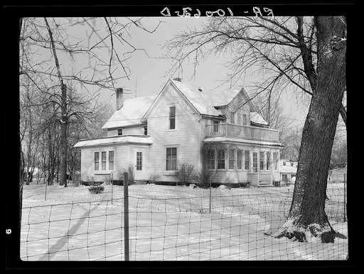 The home on the Levi Mills farm near Spencer, Iowa. Before this farm was rented to Mills this year it was owner-operated. Farm is eighty acres. The owner built up this farm by diversified farming, especially with hogs. Tenant rents on crop share lease
