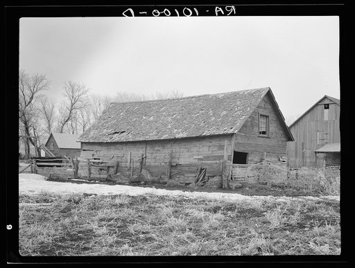 Farm buildings on Al Richards Farm near Wallingford, Iowa. This farm is owned by an absentee owner