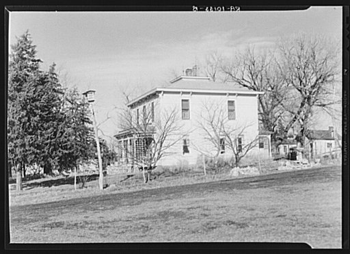 House of Lawrence Furbura, a Bohemian farmer near Diagonal, Iowa. He rents the farm from his father. There is a Bohemian colony in this vicinity which is inhabited by the most prosperous farmers in Ringgold County, Iowa