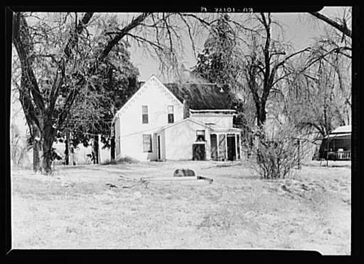 The farmhouse on Stuart Brown's farm near Aledo, Illinois. Brown operates this modernly equipped farm which he rents from his father