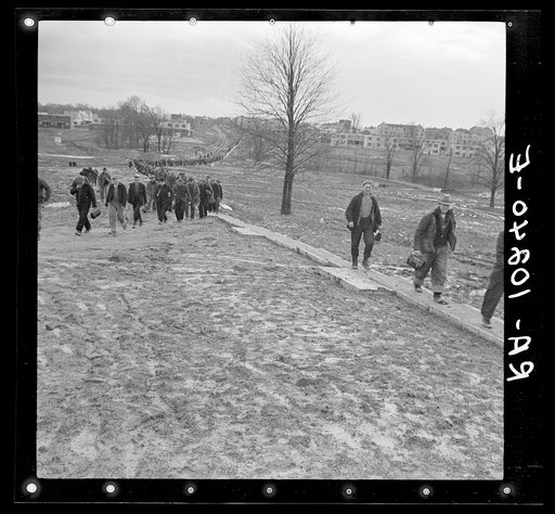 Workmen going home from work. Greenhills, Ohio