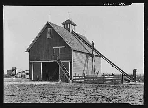 Corn crib on the owner-operated farm of Mary Lah, two hundred thirty acres. The farm, which has carried a small mortgage since the depression, lies west of Fowler, Indiana, near the Illinois state line