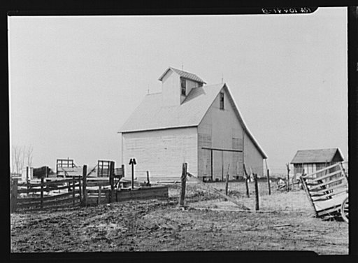 Corncrib on the one hundred sixty acres owned and operated by August Grettencord. This farm southwest of Fowler, Indiana, carries a small mortgage