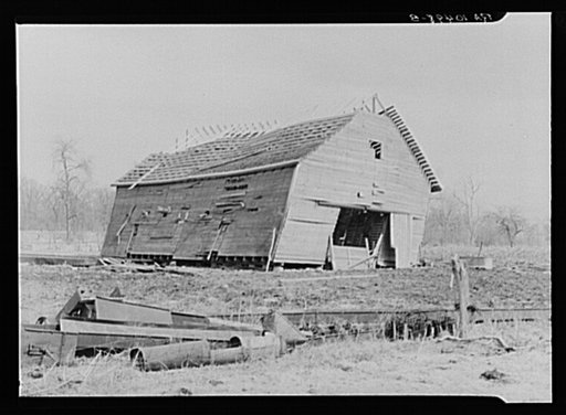 Corn crib on William Weltis' farm near Boswell, Indiana