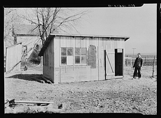 Poultry house on the farm rented by Sylvester Garring. Near Fowler, Indiana. This farm has been an estate for forty years. The chicken house is adequate for only forty chickens